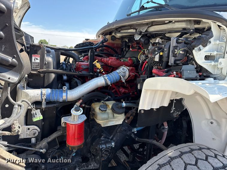 image for item EG6070 2014 Freightliner Business Class M2 bucket truck