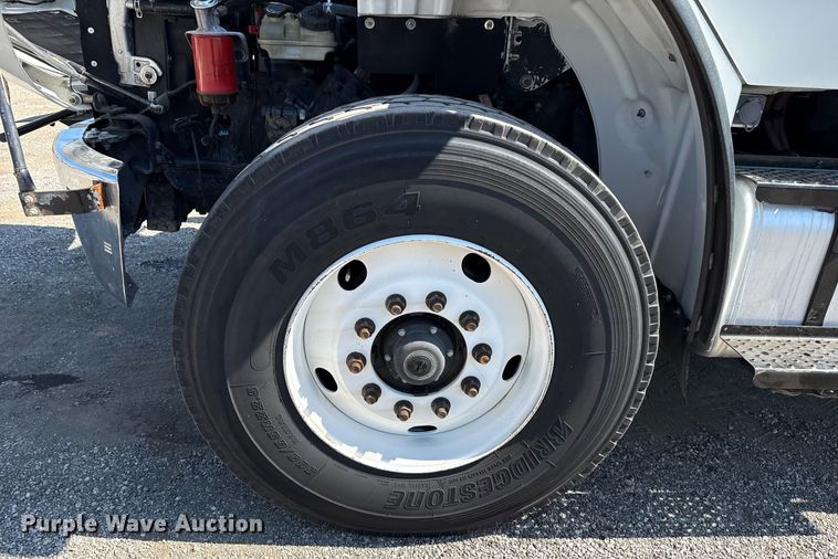 image for item EG6070 2014 Freightliner Business Class M2 bucket truck