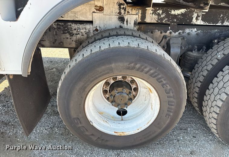 image for item EG6070 2014 Freightliner Business Class M2 bucket truck