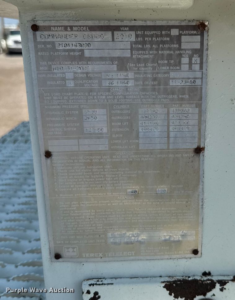 image for item EG6112 2011 International WorkStar 7400 digger derrick truck