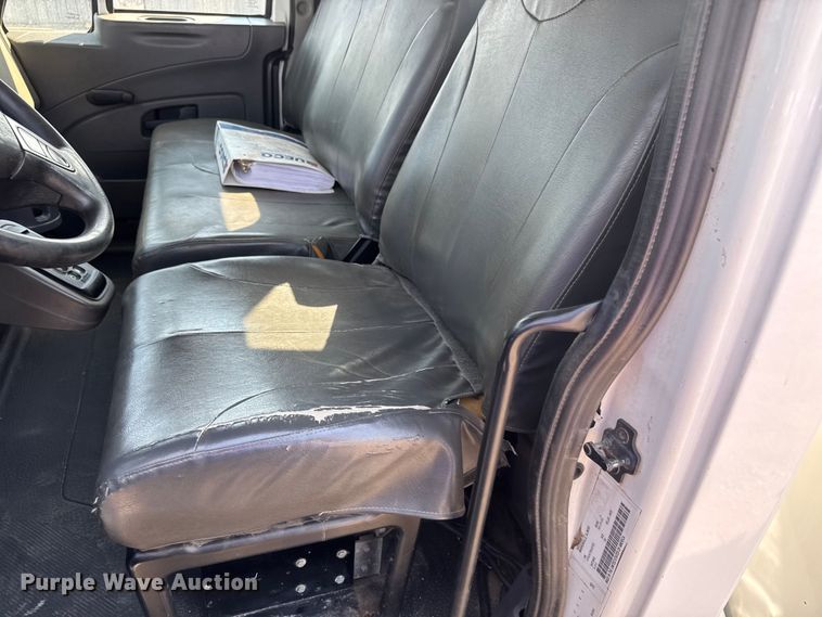 image for item EG6112 2011 International WorkStar 7400 digger derrick truck