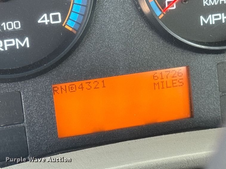 image for item EG6112 2011 International WorkStar 7400 digger derrick truck