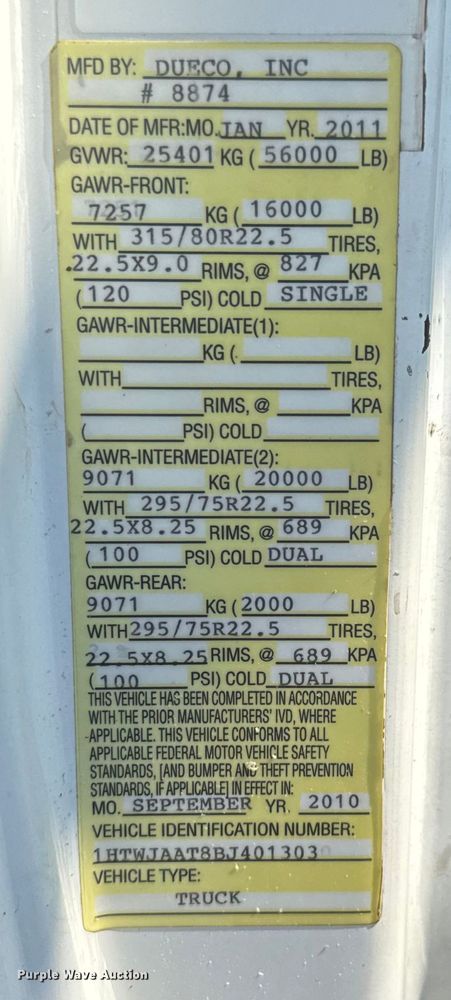 image for item EG6112 2011 International WorkStar 7400 digger derrick truck