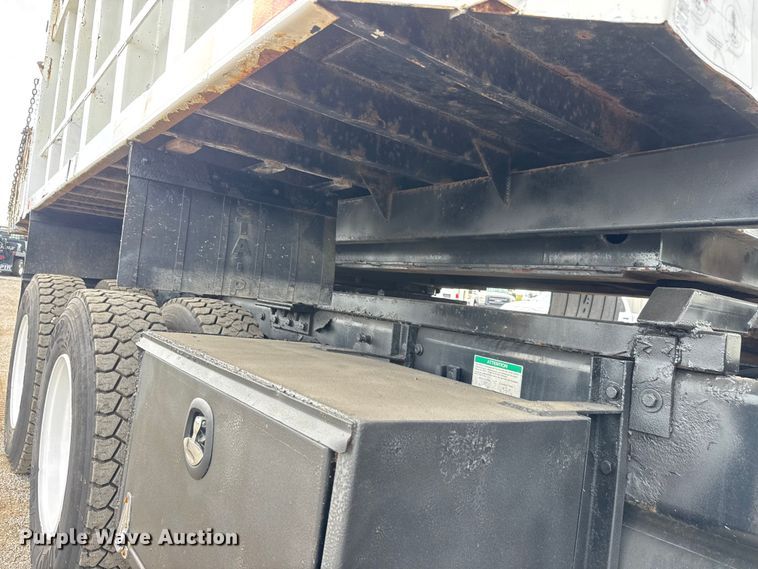 image for item EG6119 2012 Freightliner Business Class M2 grapple crane truck