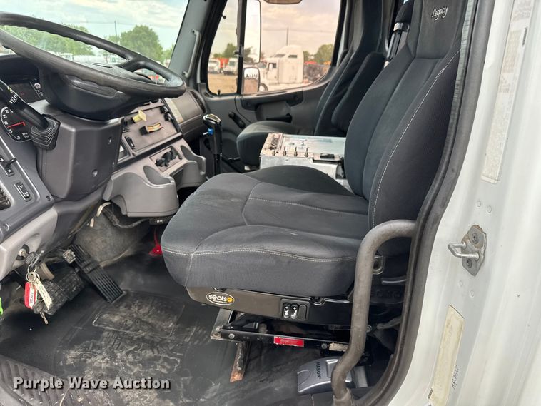 image for item EG6119 2012 Freightliner Business Class M2 grapple crane truck