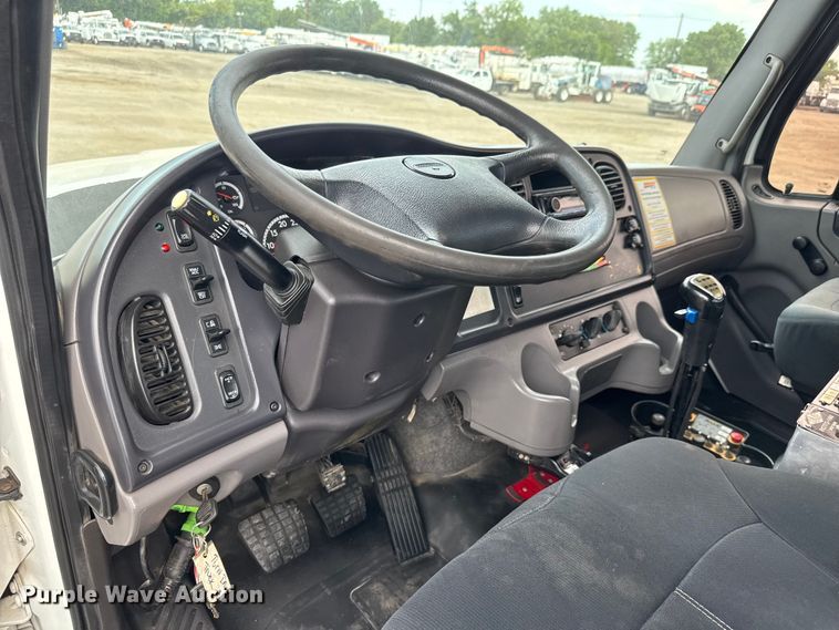 image for item EG6119 2012 Freightliner Business Class M2 grapple crane truck