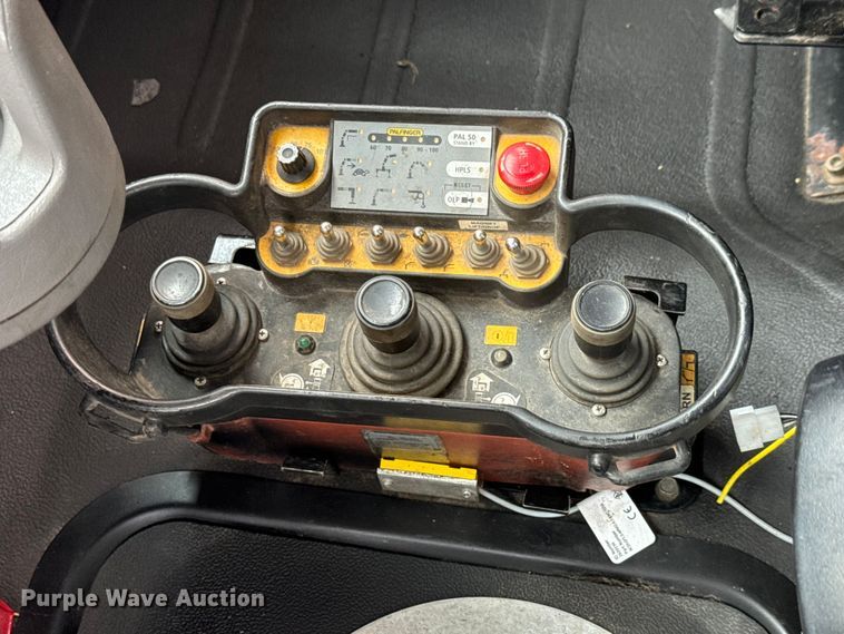 image for item EG6119 2012 Freightliner Business Class M2 grapple crane truck