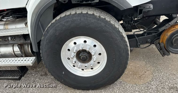 image for item EG6119 2012 Freightliner Business Class M2 grapple crane truck