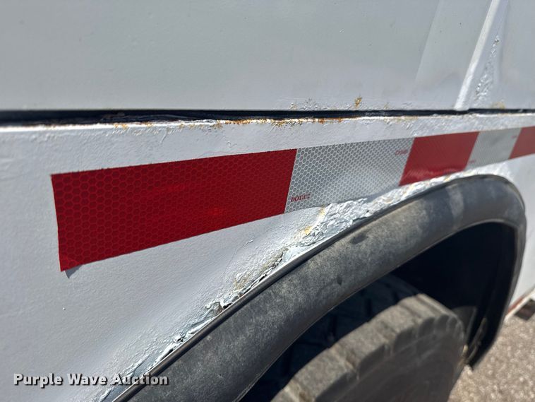 image for item EG6140 2009 Kenworth T370 utility / service truck