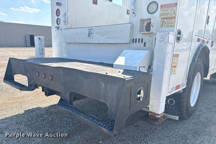 image for item EG6140 2009 Kenworth T370 utility / service truck