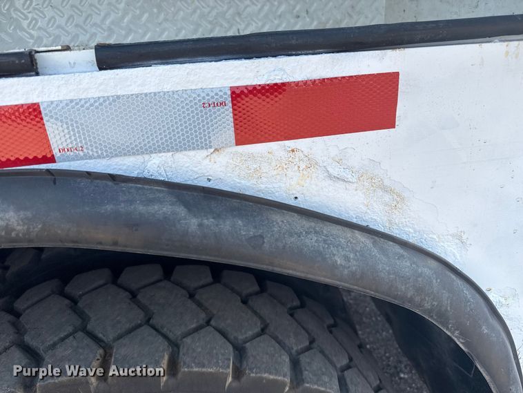 image for item EG6140 2009 Kenworth T370 utility / service truck