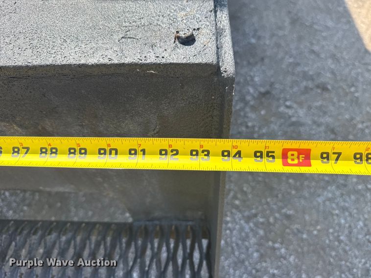 image for item EG6140 2009 Kenworth T370 utility / service truck