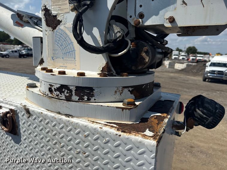 image for item EG6140 2009 Kenworth T370 utility / service truck