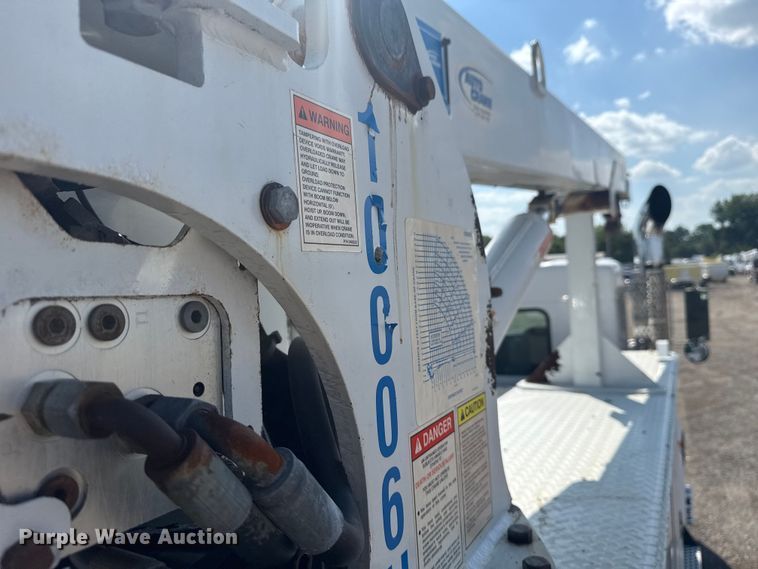 image for item EG6140 2009 Kenworth T370 utility / service truck