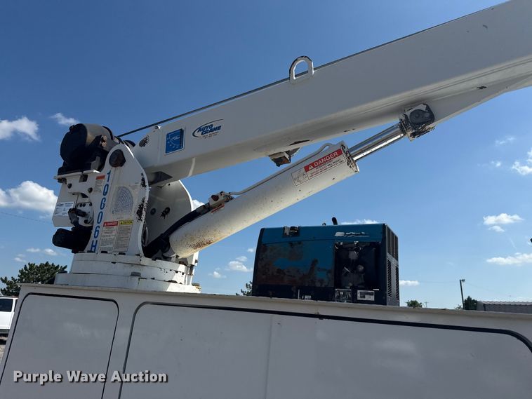 image for item EG6140 2009 Kenworth T370 utility / service truck