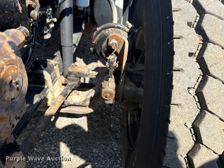 image for item EG6140 2009 Kenworth T370 utility / service truck