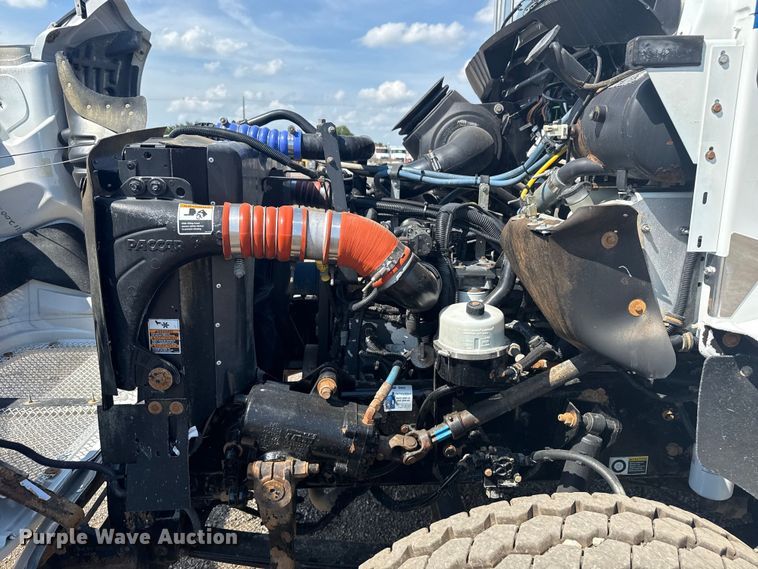 image for item EG6140 2009 Kenworth T370 utility / service truck