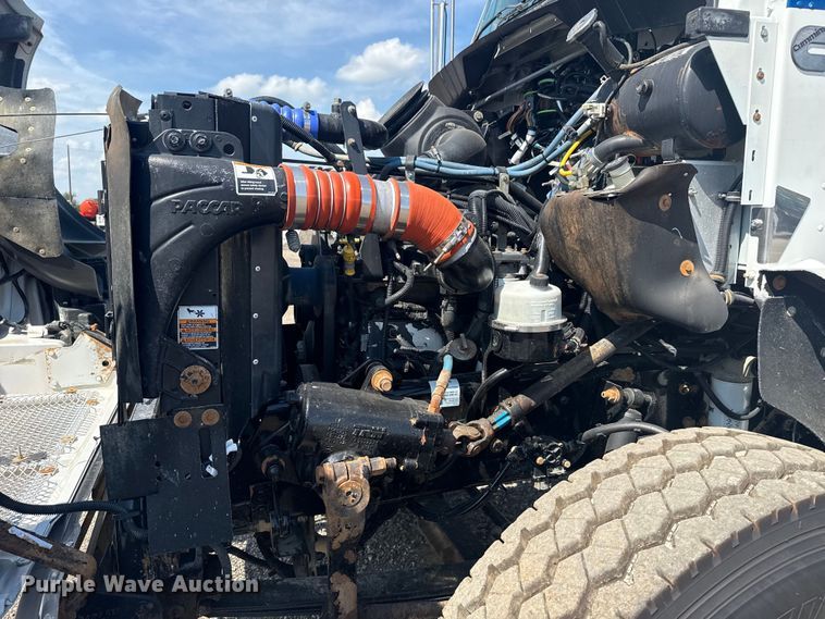 image for item EG6140 2009 Kenworth T370 utility / service truck