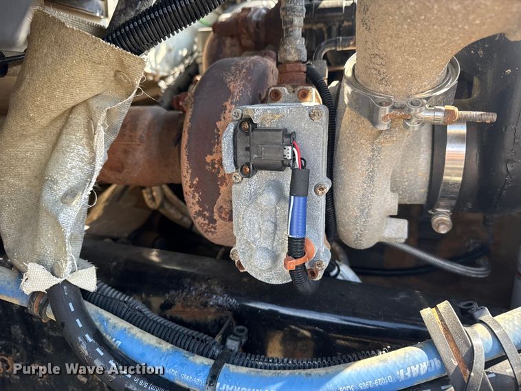 image for item EG6140 2009 Kenworth T370 utility / service truck