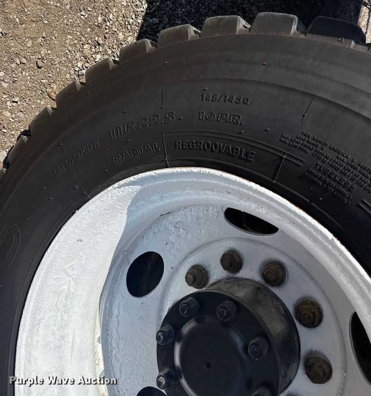 image for item EG6140 2009 Kenworth T370 utility / service truck