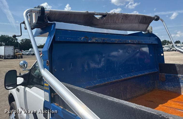 image for item EG6153 2003 Ford F450 Super Duty dump truck