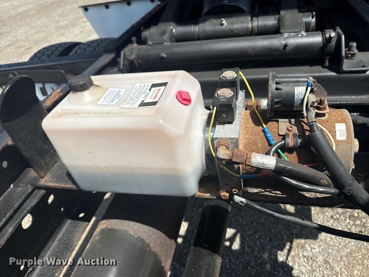 image for item EG6153 2003 Ford F450 Super Duty dump truck