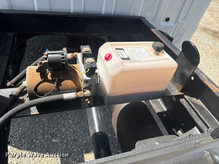 image for item EG6153 2003 Ford F450 Super Duty dump truck