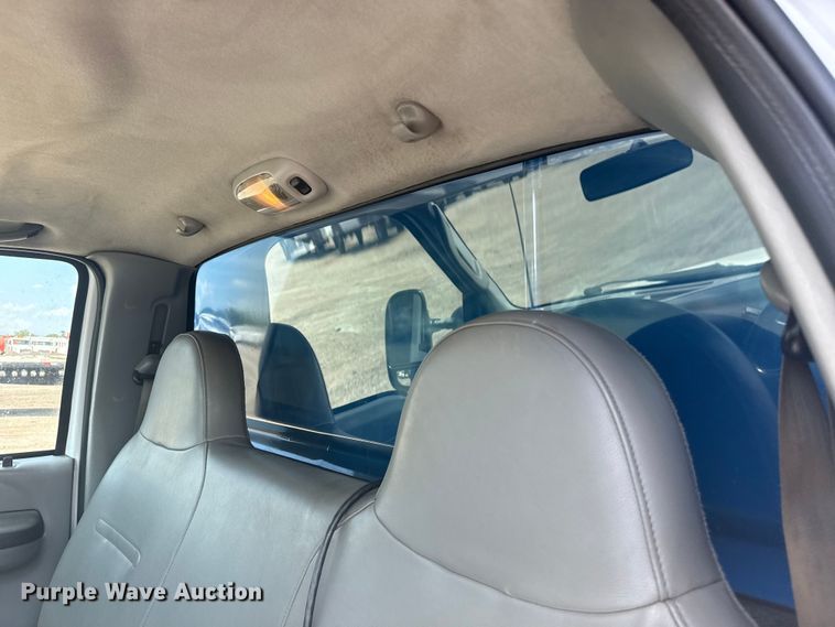 image for item EG6153 2003 Ford F450 Super Duty dump truck