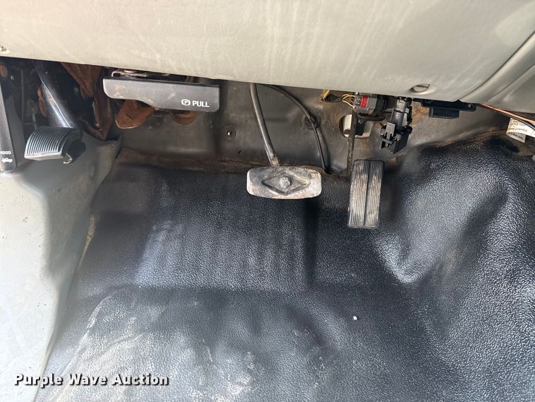 image for item EG6153 2003 Ford F450 Super Duty dump truck