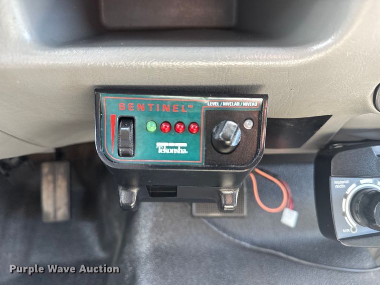 image for item EG6153 2003 Ford F450 Super Duty dump truck