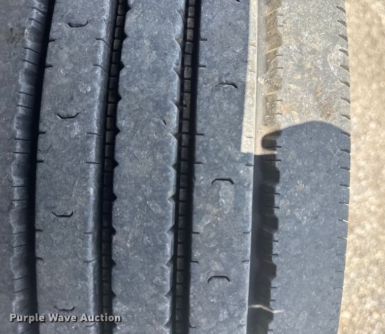 image for item EG6153 2003 Ford F450 Super Duty dump truck