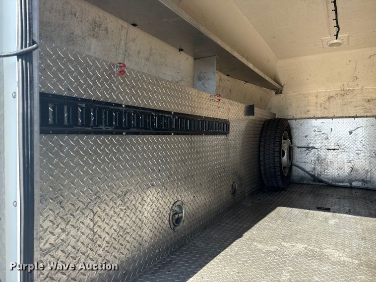 image for item EG6160 2015 Dodge Ram 4500  utility / service truck