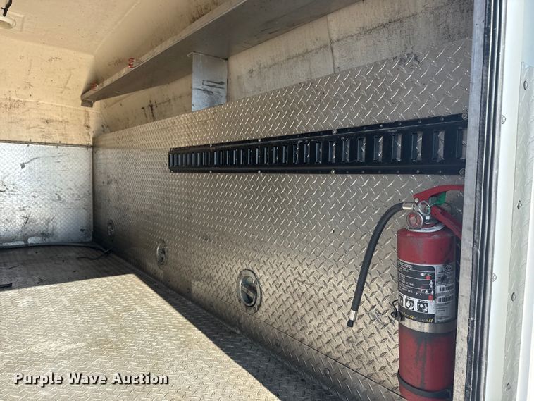 image for item EG6160 2015 Dodge Ram 4500  utility / service truck