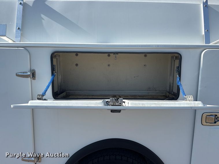 image for item EG6160 2015 Dodge Ram 4500  utility / service truck