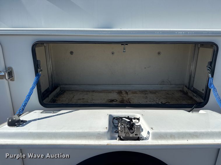 image for item EG6160 2015 Dodge Ram 4500  utility / service truck