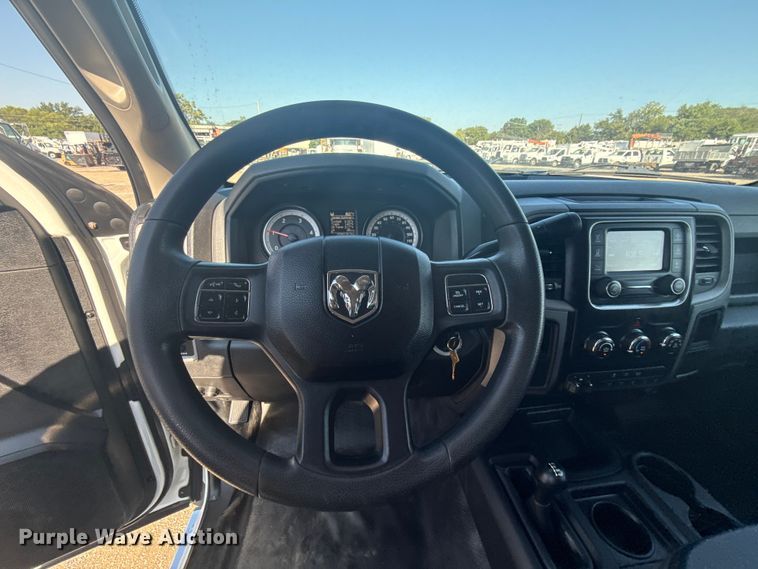 image for item EG6160 2015 Dodge Ram 4500  utility / service truck