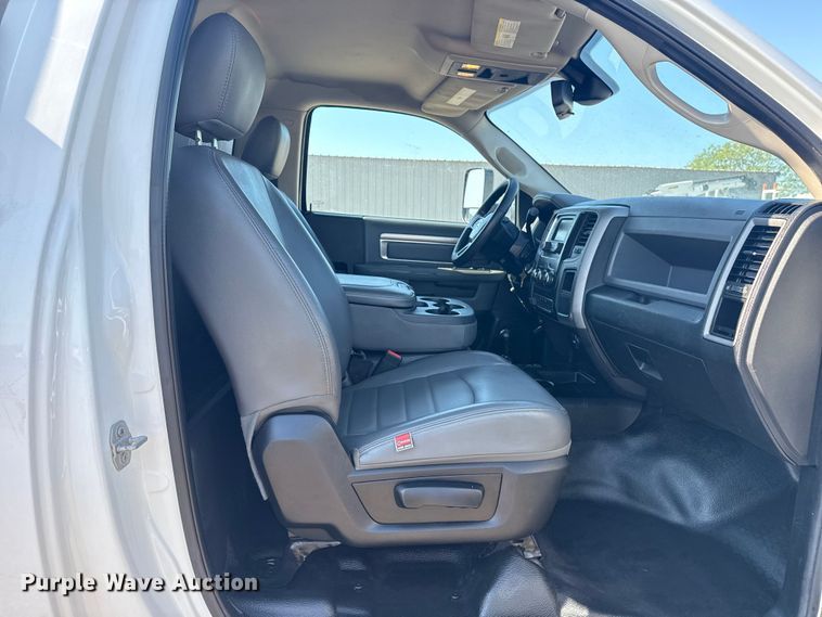 image for item EG6160 2015 Dodge Ram 4500  utility / service truck