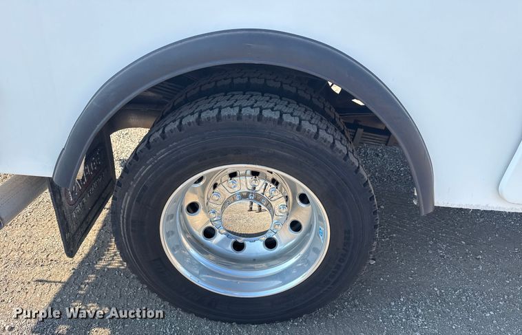 image for item EG6160 2015 Dodge Ram 4500  utility / service truck