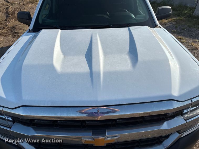 image for item EM0541 2018 Chevrolet Silverado 1500 Double Cab pickup truck