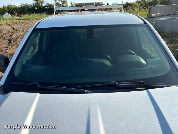 image for item EM0541 2018 Chevrolet Silverado 1500 Double Cab pickup truck