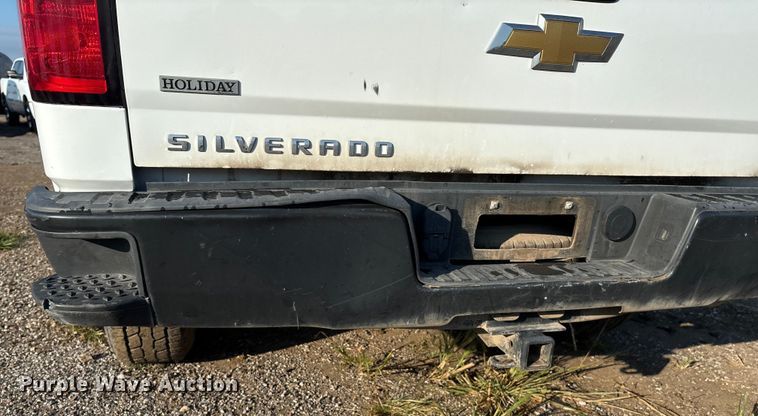 image for item EM0541 2018 Chevrolet Silverado 1500 Double Cab pickup truck