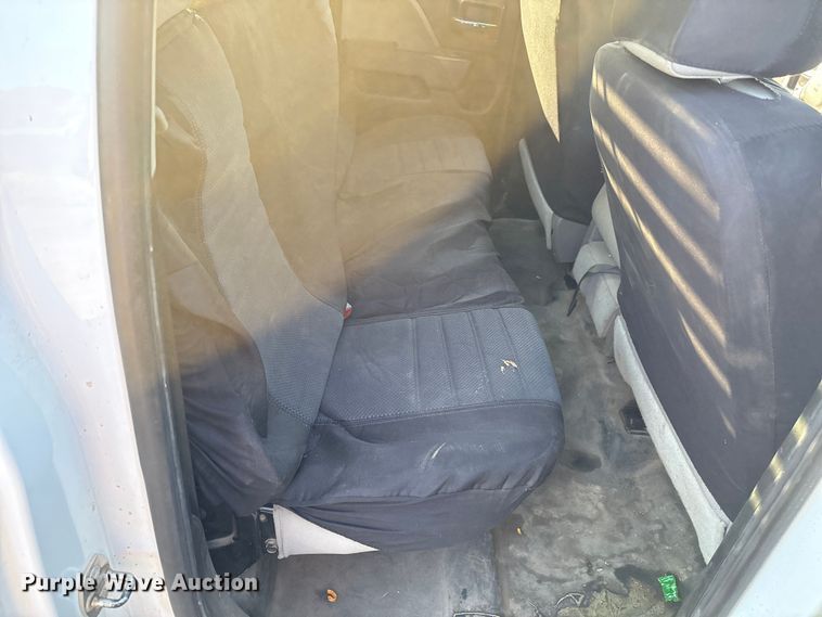 image for item EM0541 2018 Chevrolet Silverado 1500 Double Cab pickup truck