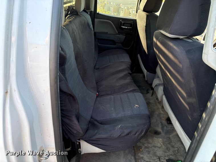 image for item EM0541 2018 Chevrolet Silverado 1500 Double Cab pickup truck