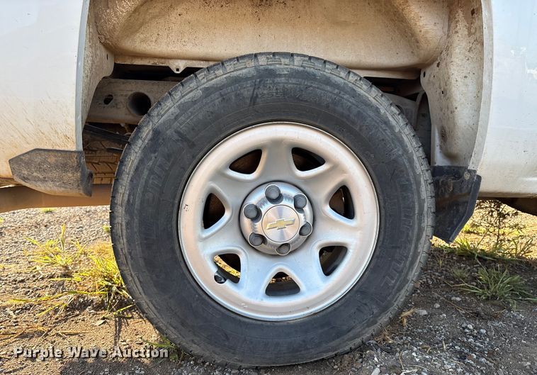 image for item EM0541 2018 Chevrolet Silverado 1500 Double Cab pickup truck