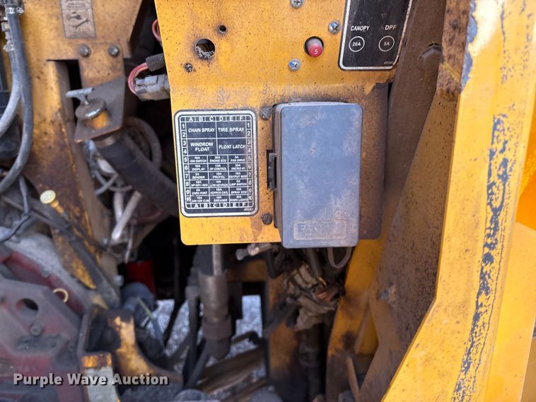 image for item EM0577 Weiler E1250B material transfer vehicle