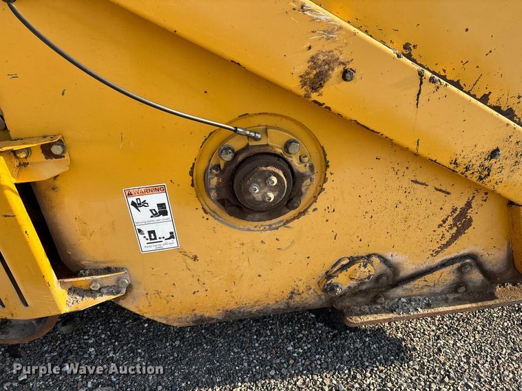 image for item EM0577 Weiler E1250B material transfer vehicle