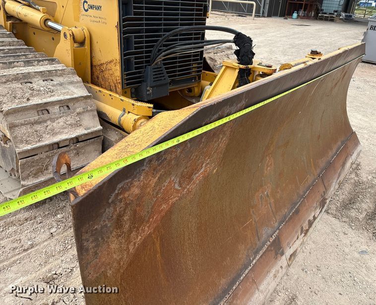 image for item EM0579 2010 John Deere 850J dozer