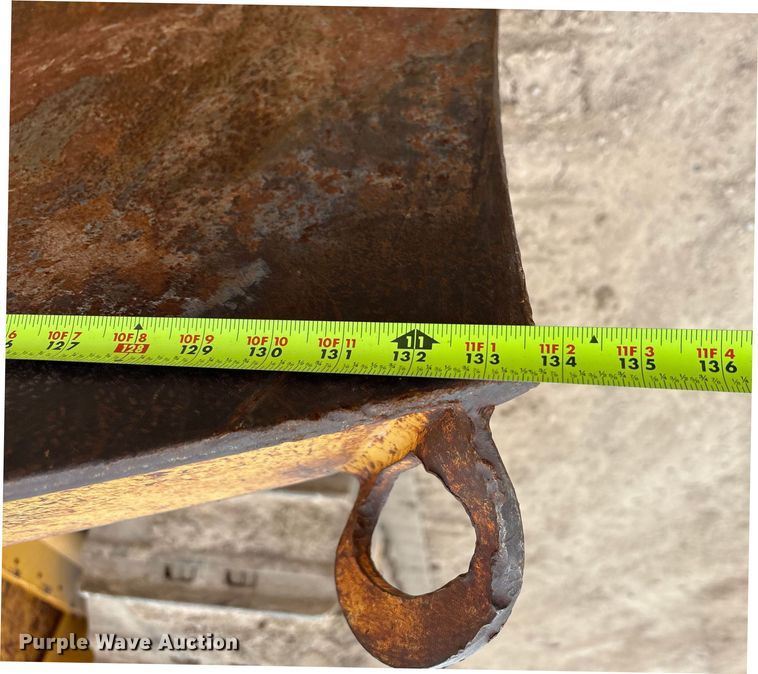 image for item EM0579 2010 John Deere 850J dozer