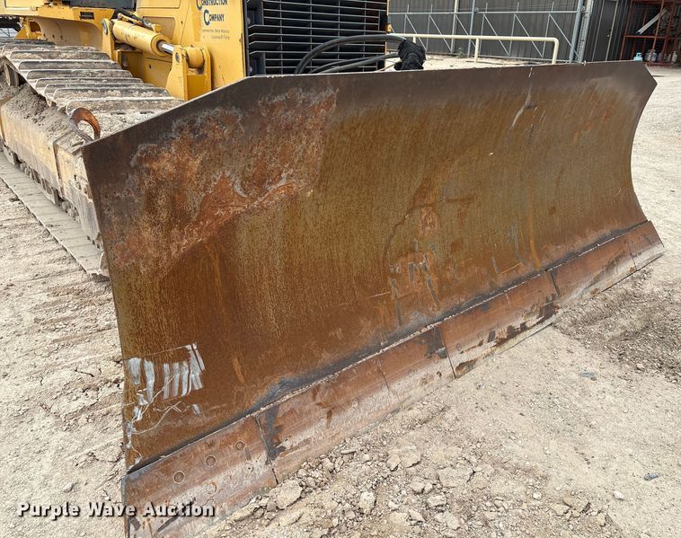 image for item EM0579 2010 John Deere 850J dozer