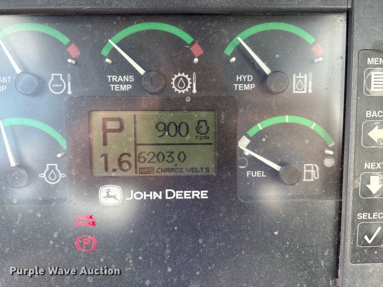 image for item EM0579 2010 John Deere 850J dozer